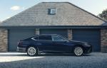 Lexus ES300h with Digital Door Monitors 2020 года (UK)